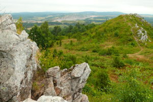 Skalisty grzbiet g&oacute;ry miedzianki